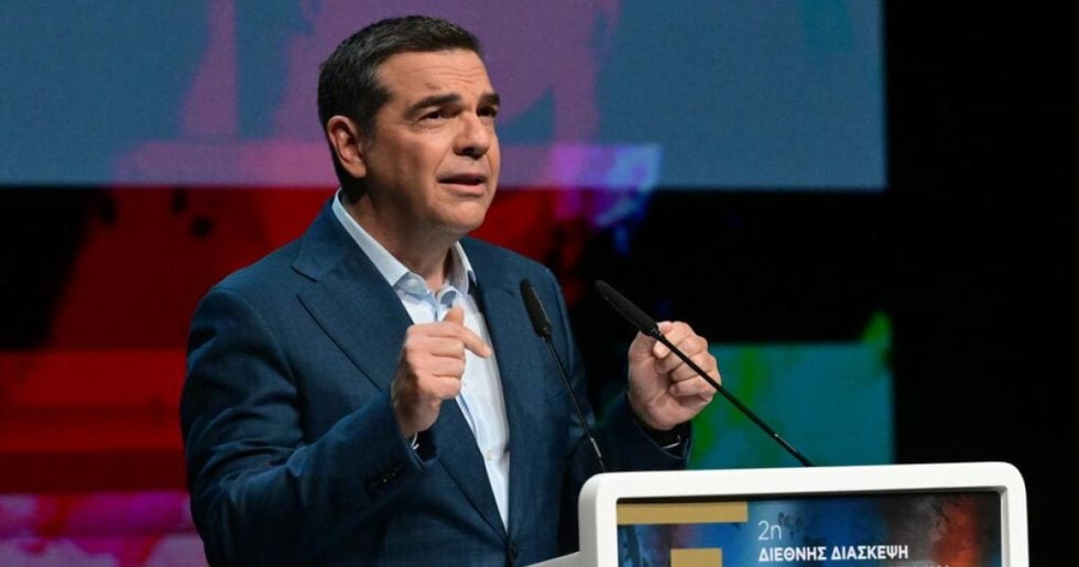 «Δικαίωση» Τσίπρα με τον Γ. Στουρνάρα